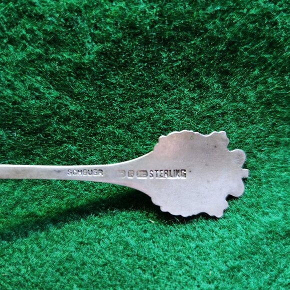 Sterling Silver Scheuer Souvenir Spoon Toronto City Hall Enamelled 11 grams - Picture 5 of 8